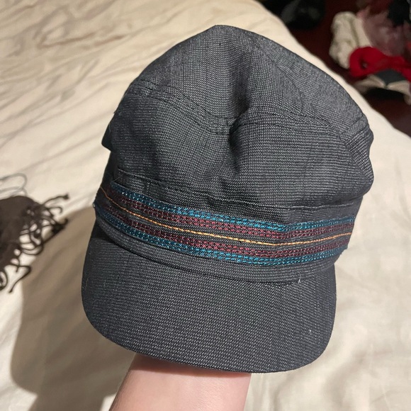 Grey 90s hat - Picture 5 of 6